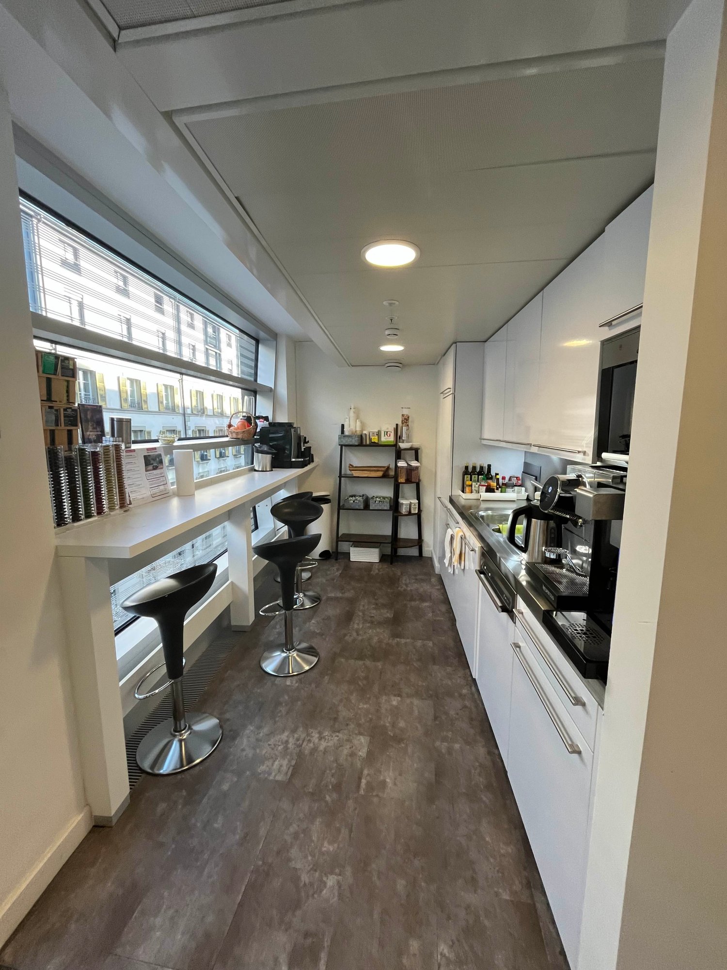300m² ufficio, foto 4 di 6