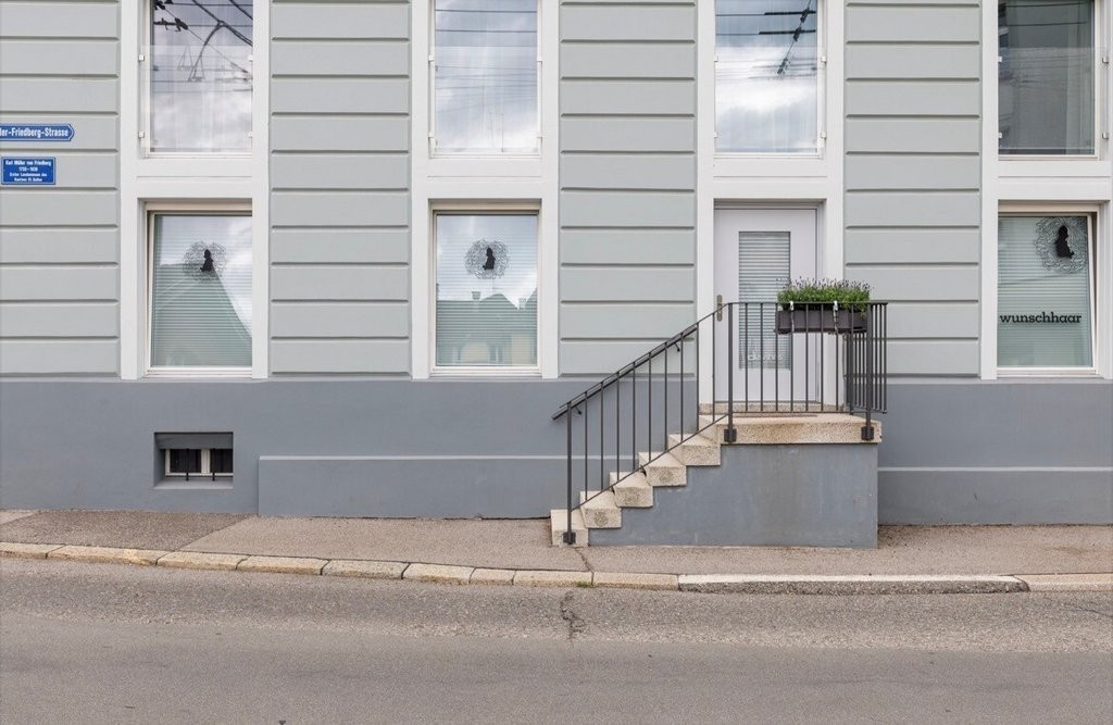 86m² commerciale