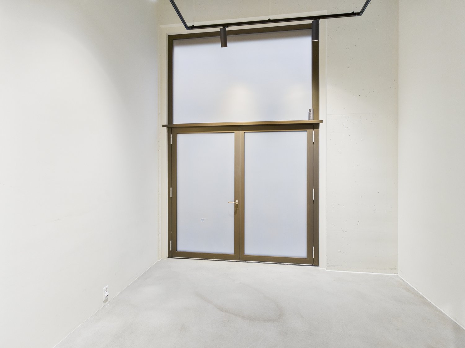negozio di 182m²