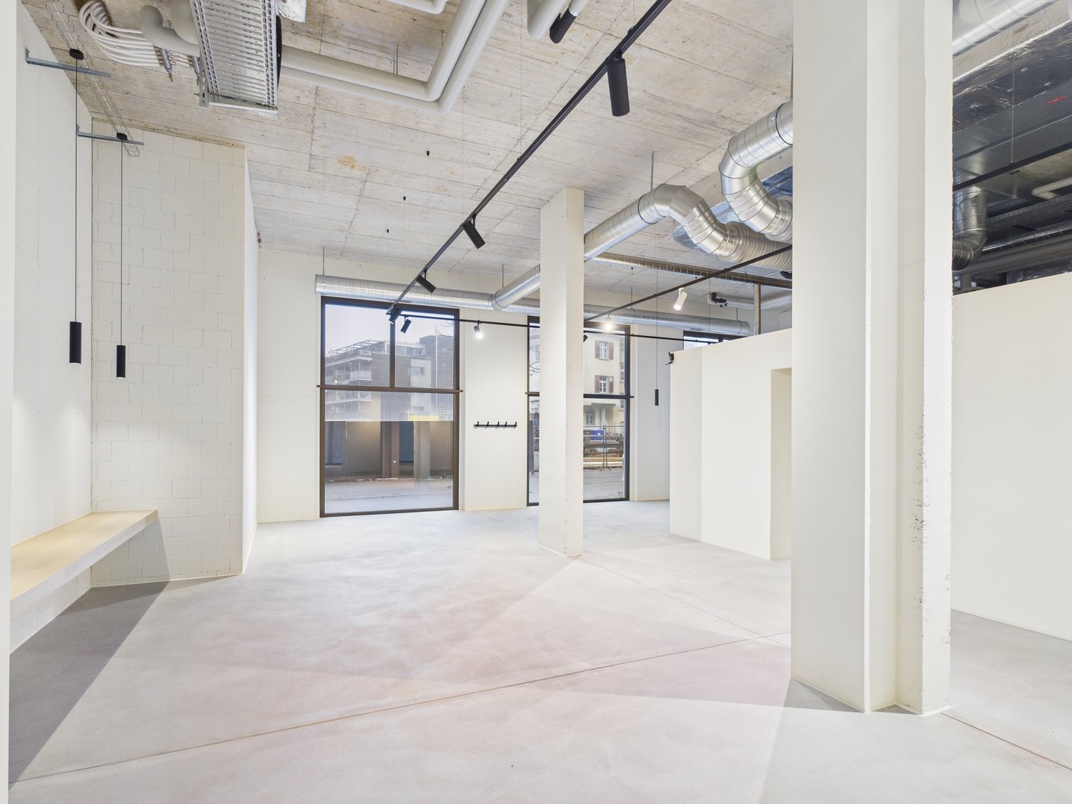 negozio di 182m²