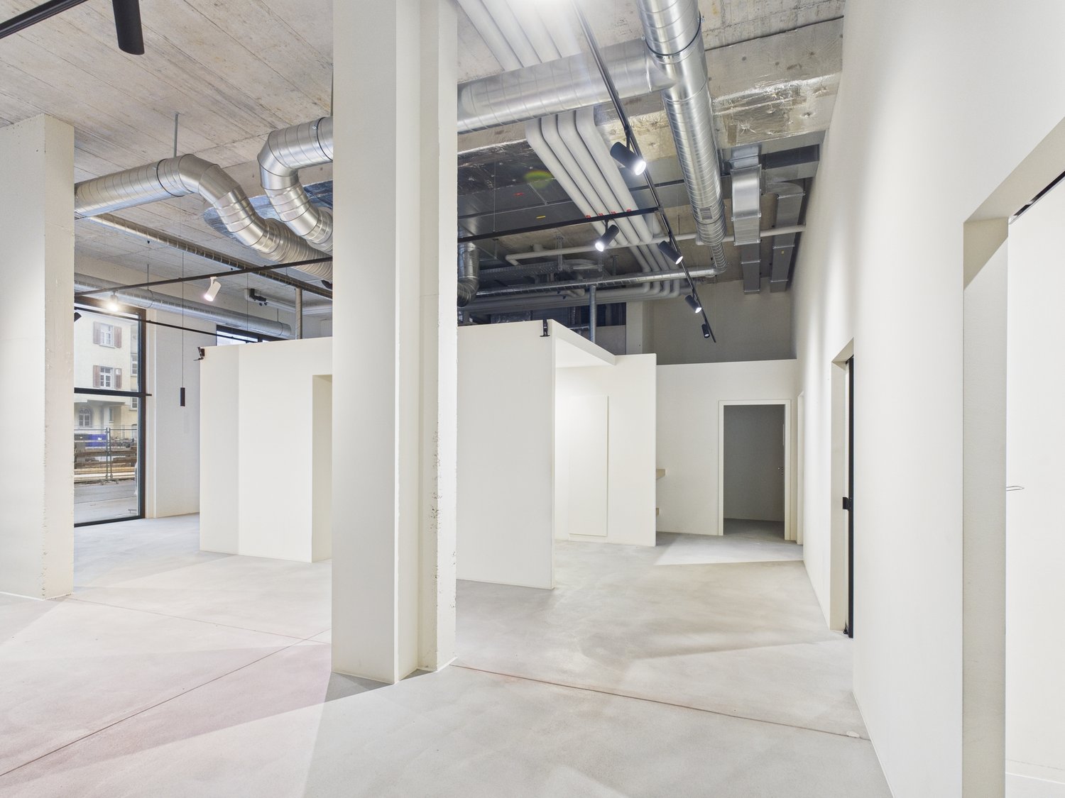 negozio di 182m²