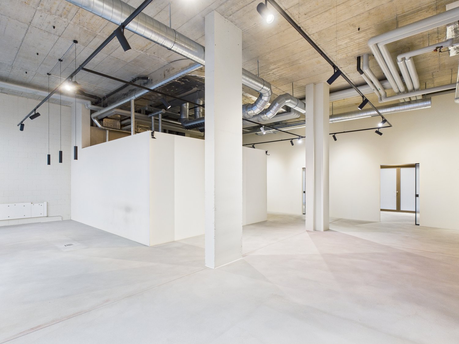 negozio di 182m²