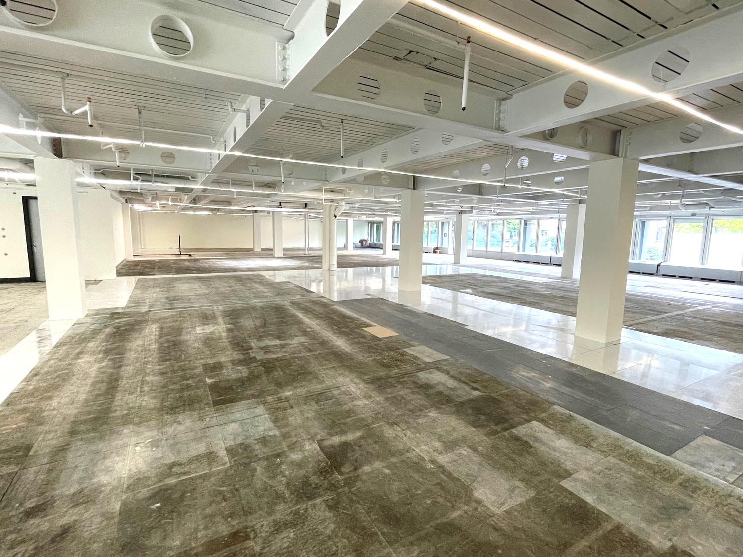 626m² commerciale