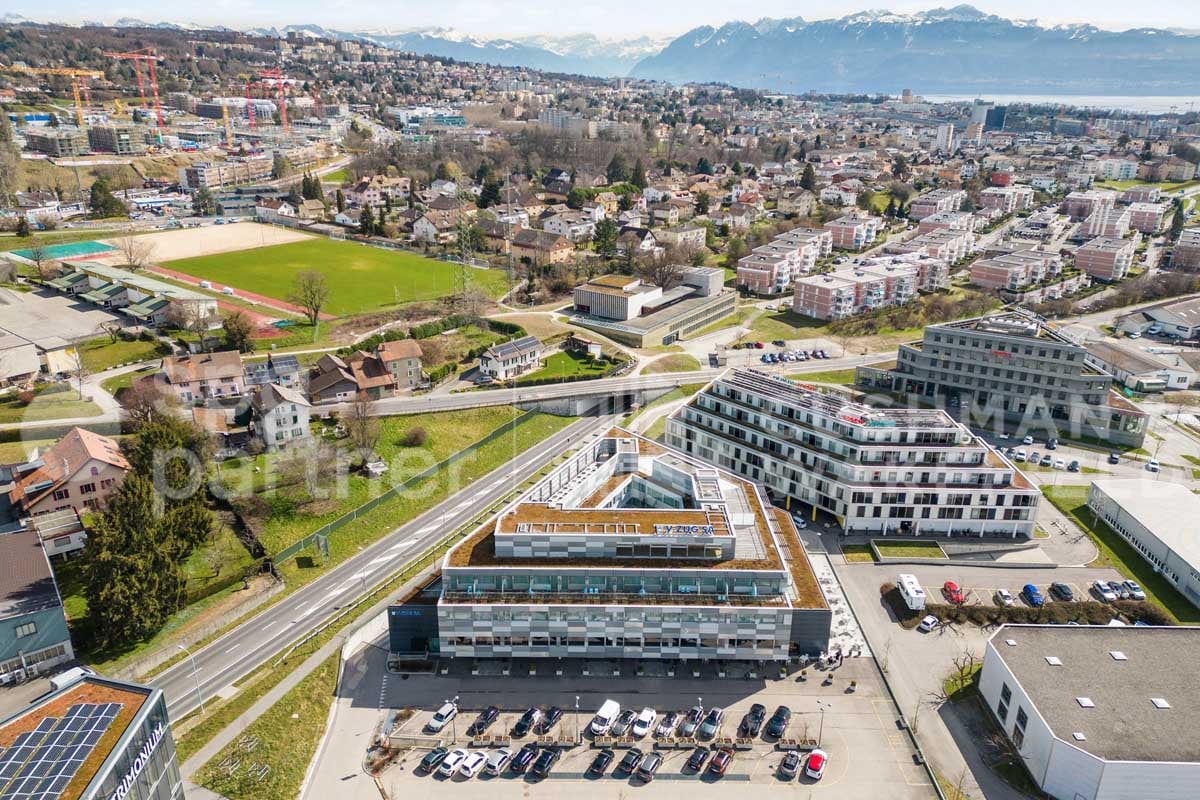 300m² office