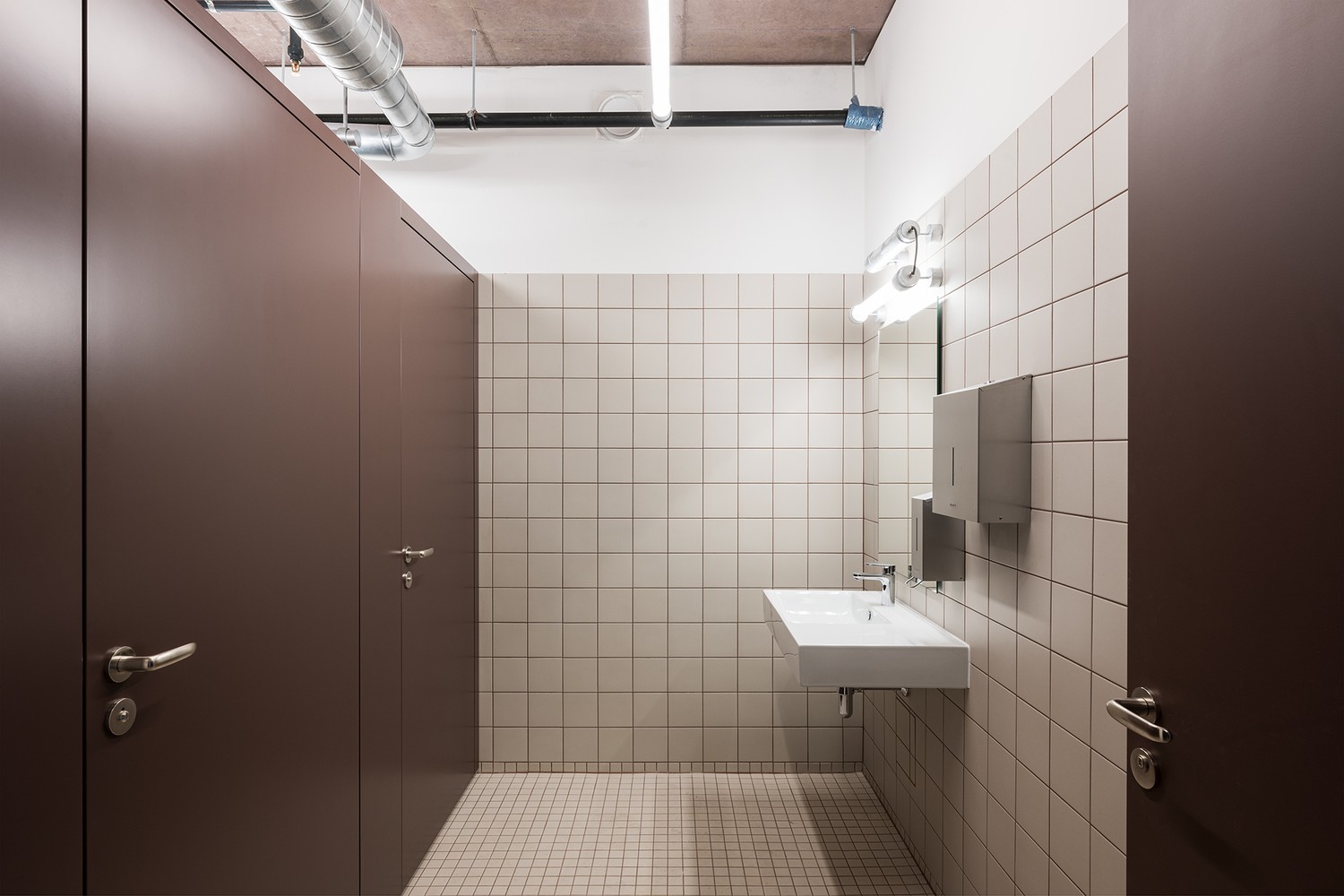 271m² commerciale
