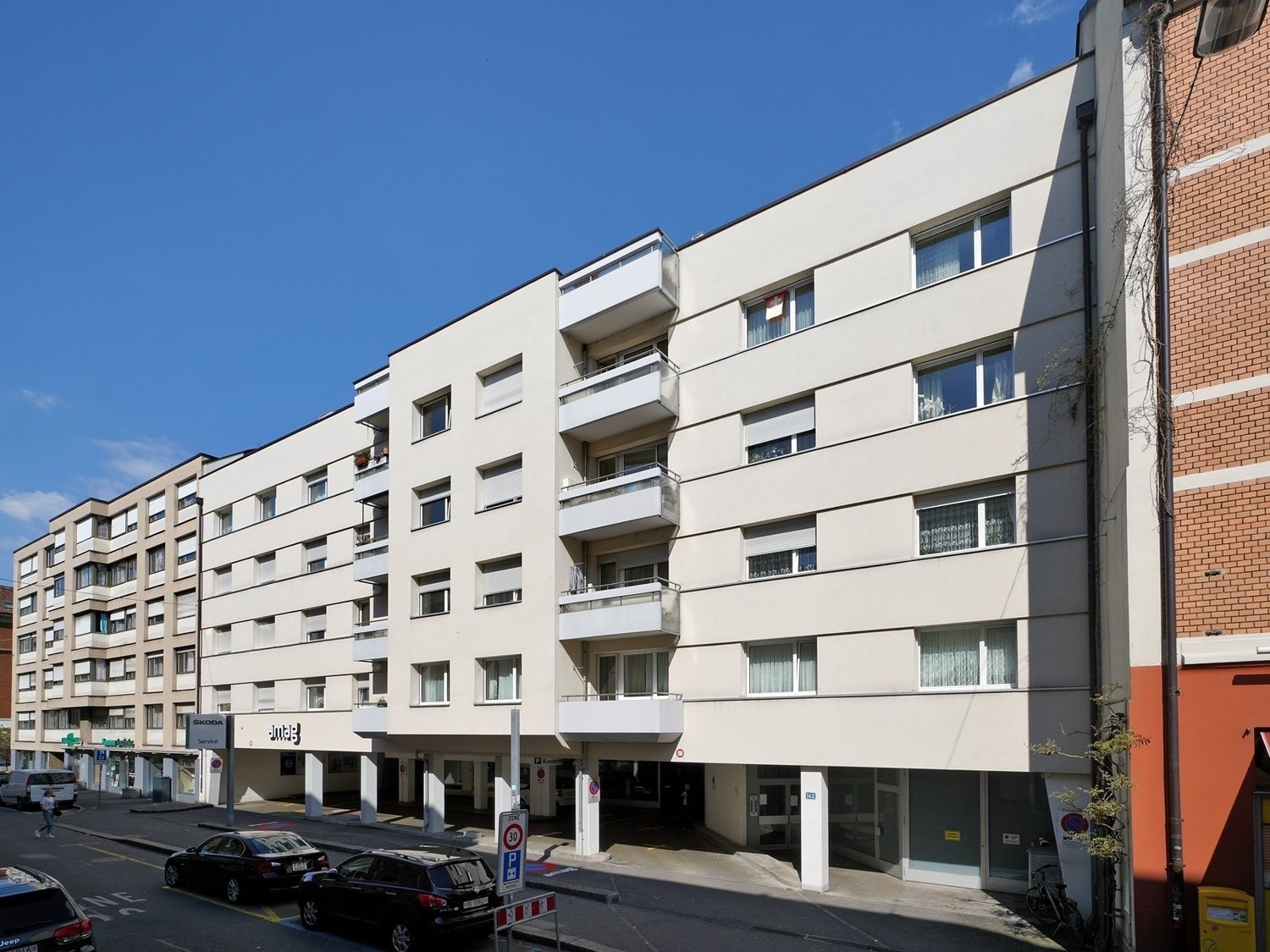 Commerce de 165m²