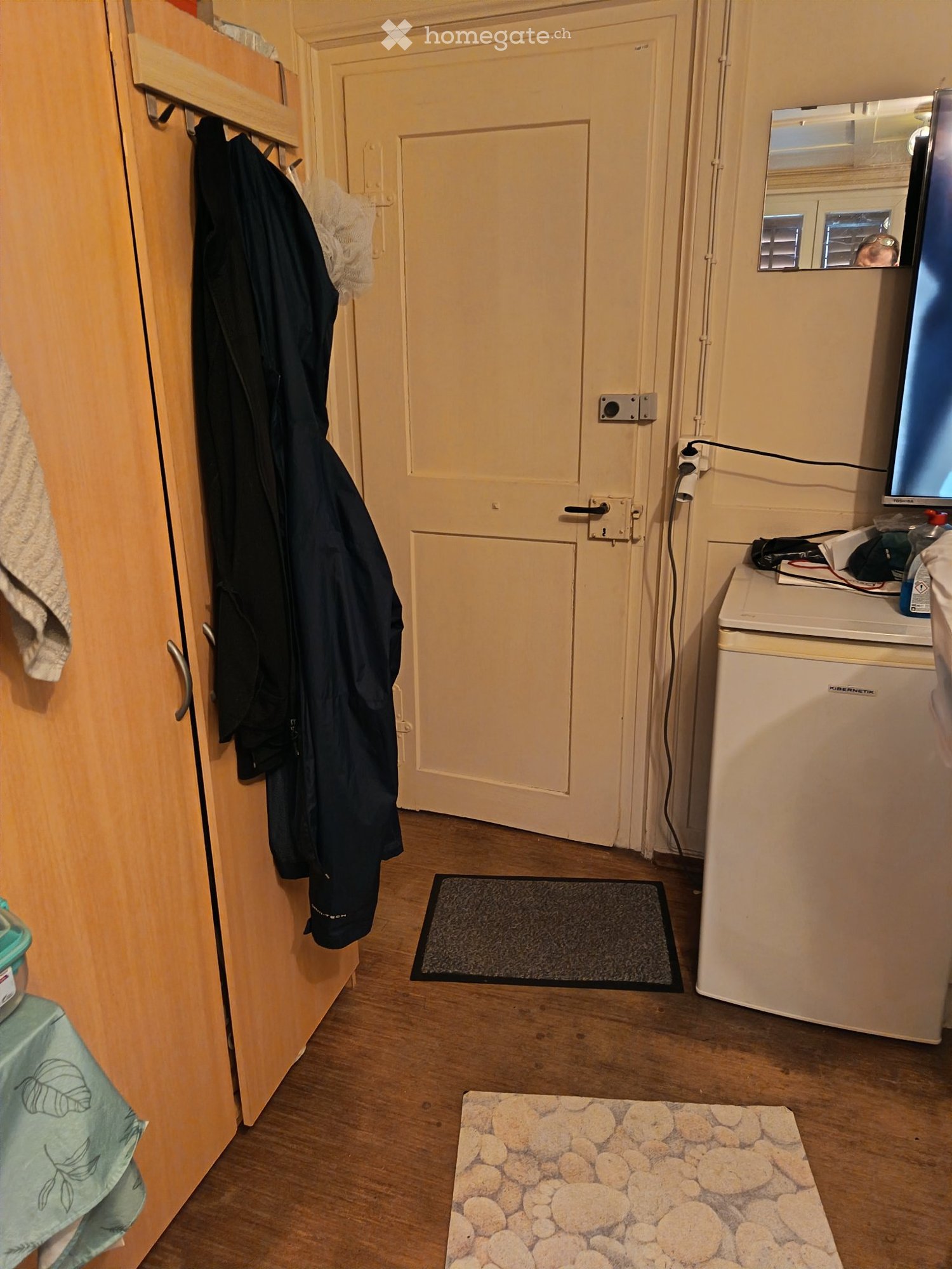 1 room single room