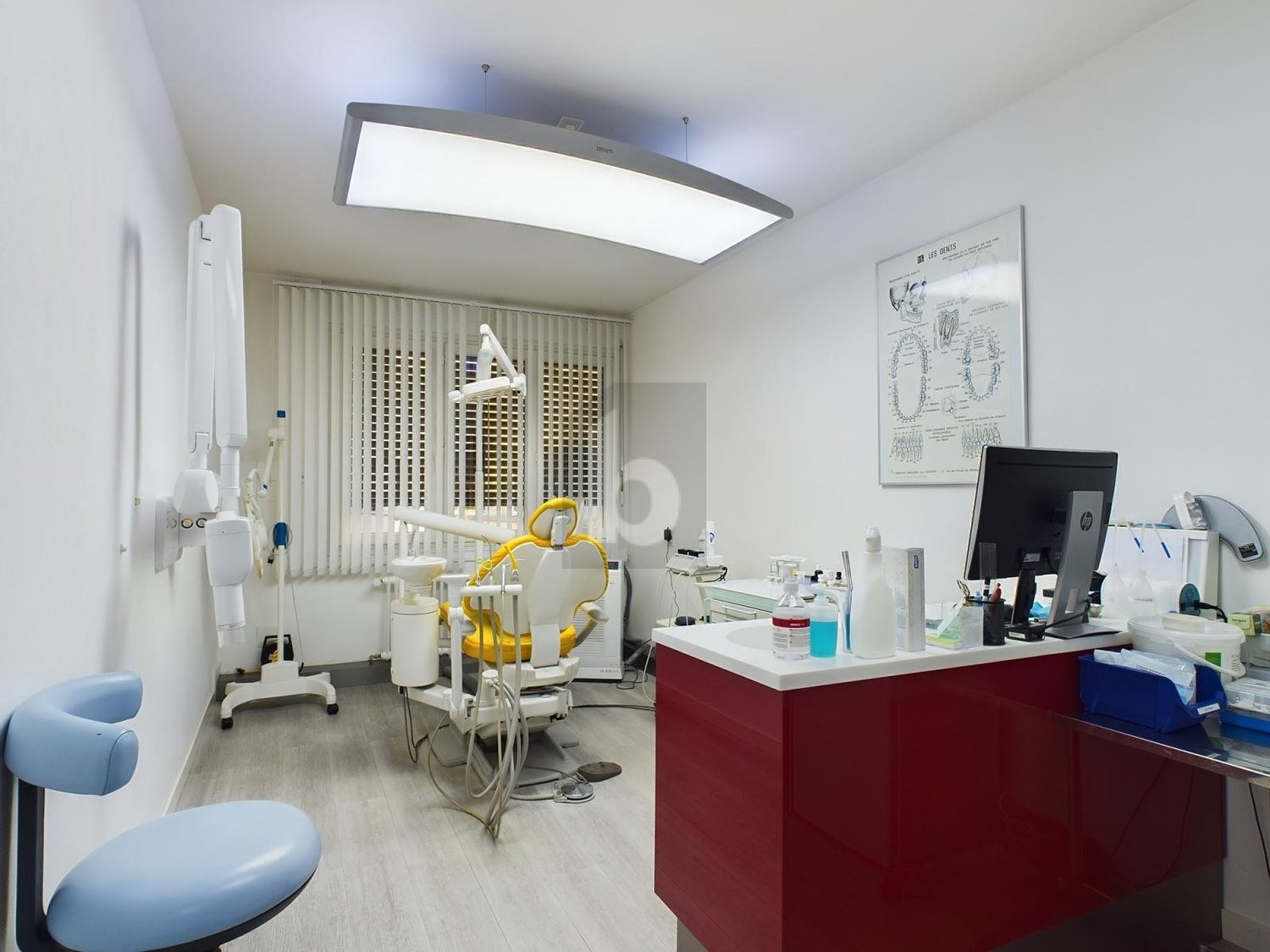 120m² studio