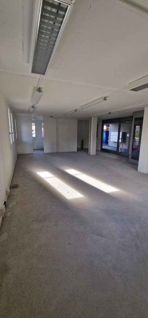 negozio di 68m²