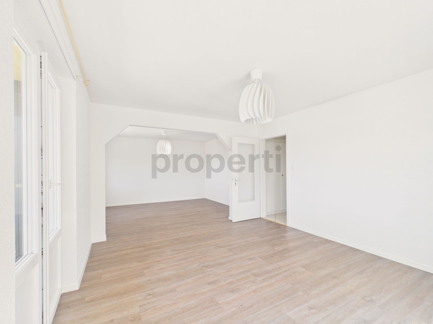 Appartamento di 2 ½ locali, foto 1 di 9