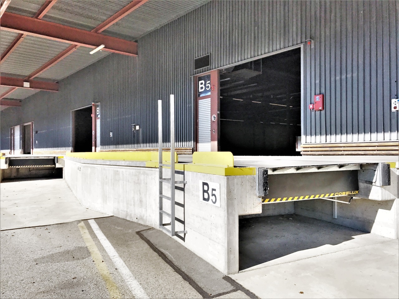 4530m² oggetto industriale