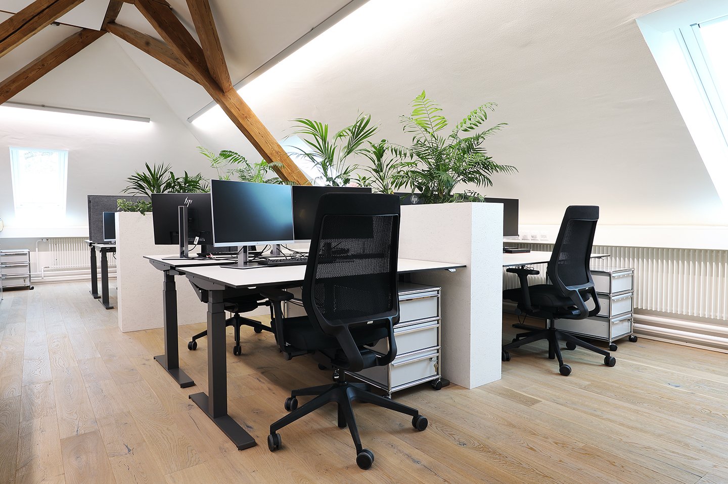 171m² ufficio, foto 2 di 10