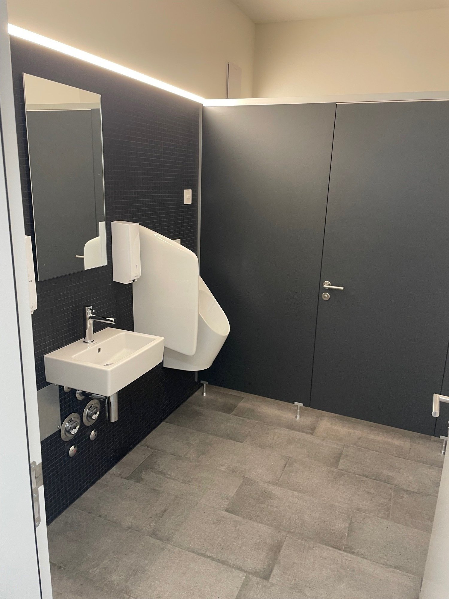 171m² ufficio, foto 9 di 10