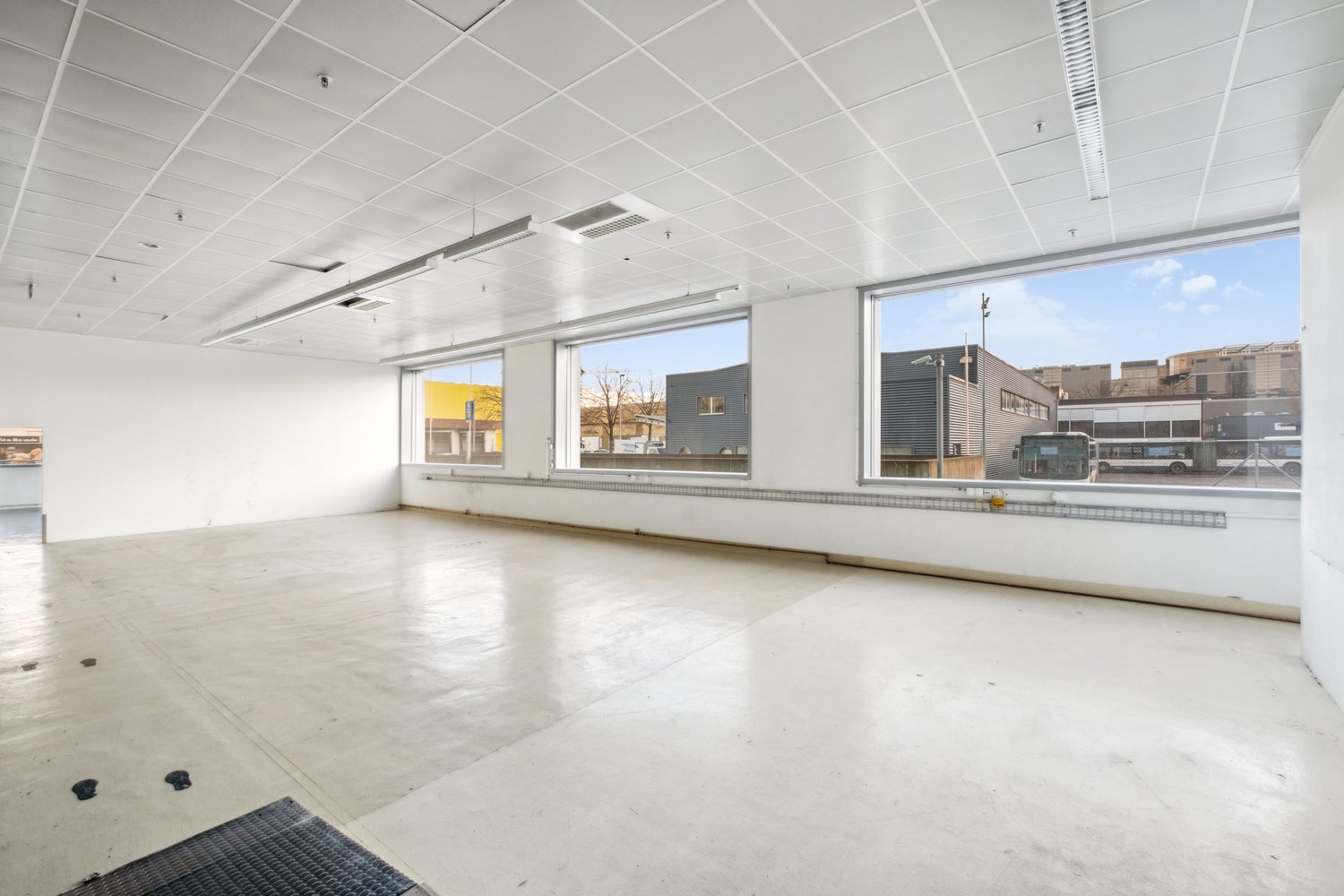 386m² oggetto industriale