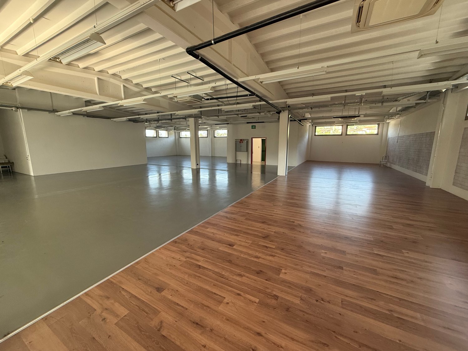 Magasin de 1940m²