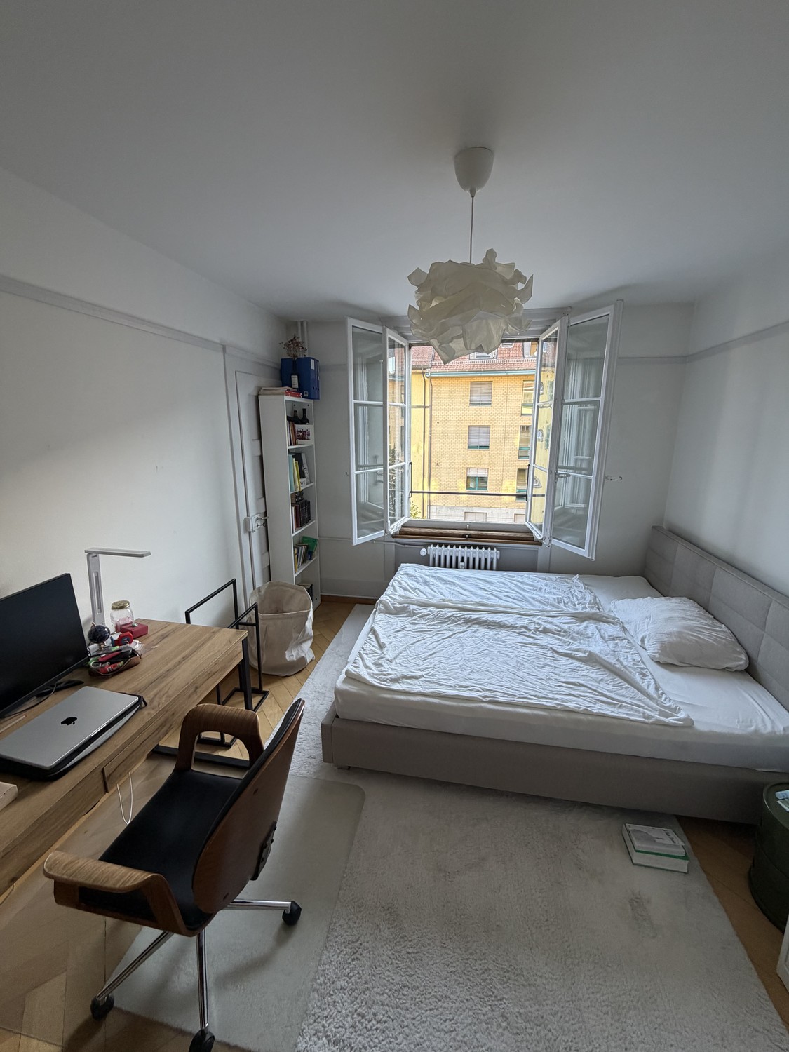 Camera in un appartamento condiviso