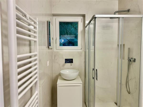 2 ½ rooms furnished flat, foto 7 di 8