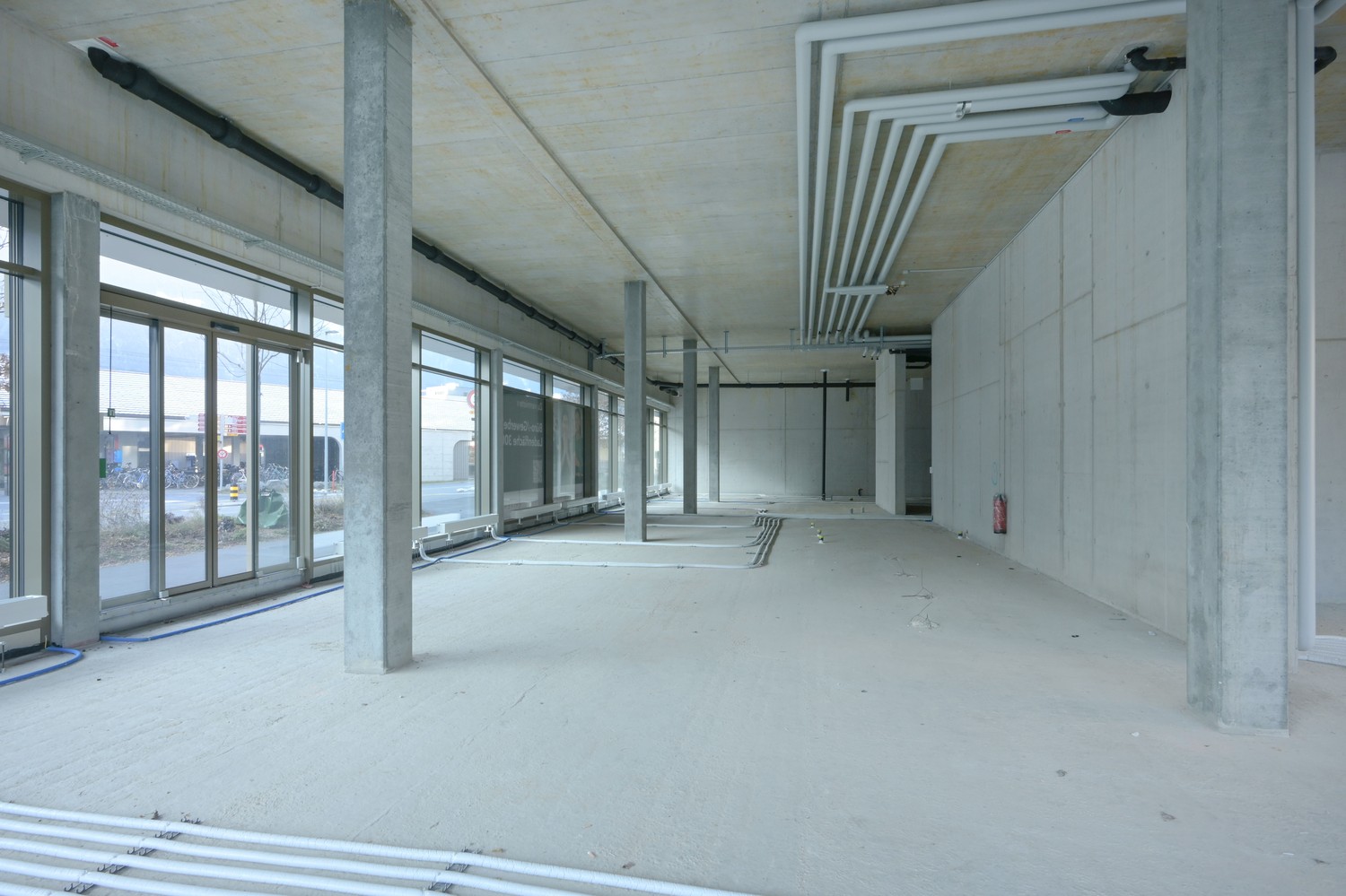 299m² commercial