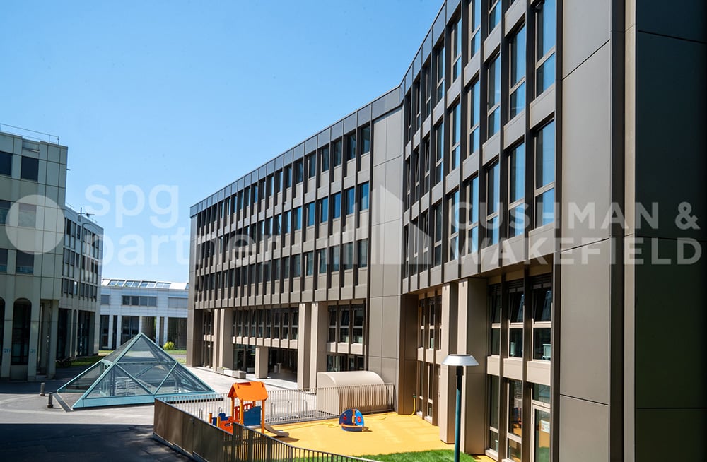 5000m² ufficio