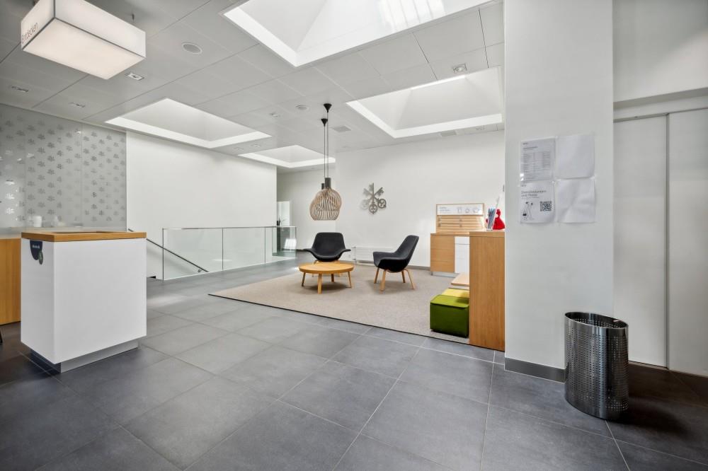 ufficio di 430m², foto 2 di 8