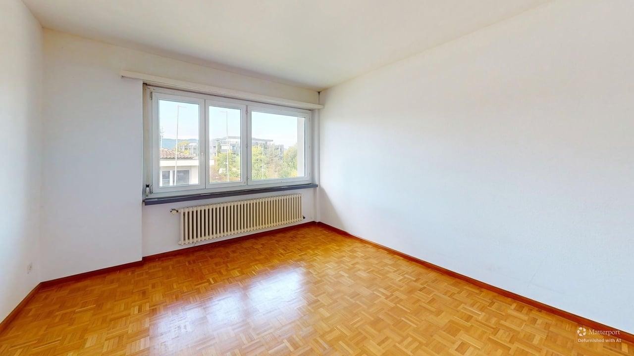 5 rooms apartment