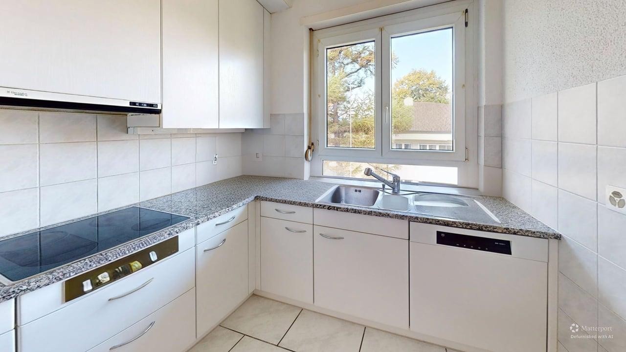 5 rooms apartment
