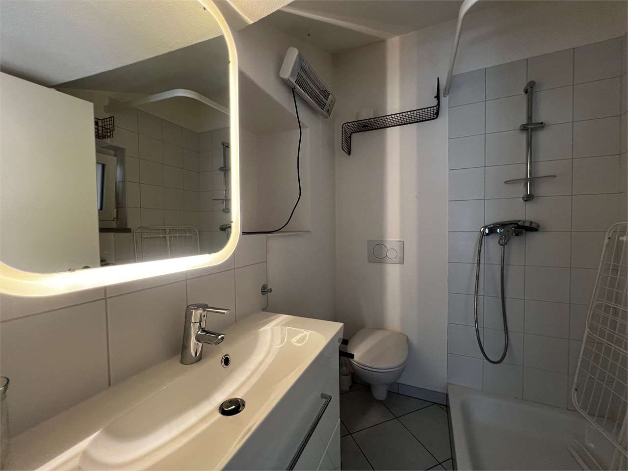 1 ½ Zimmer möblierte Wohnung