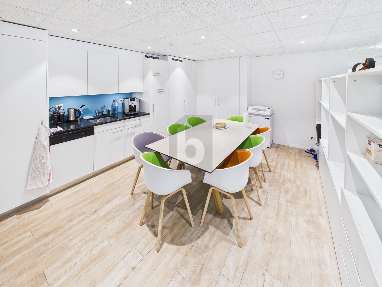 245m² bureau