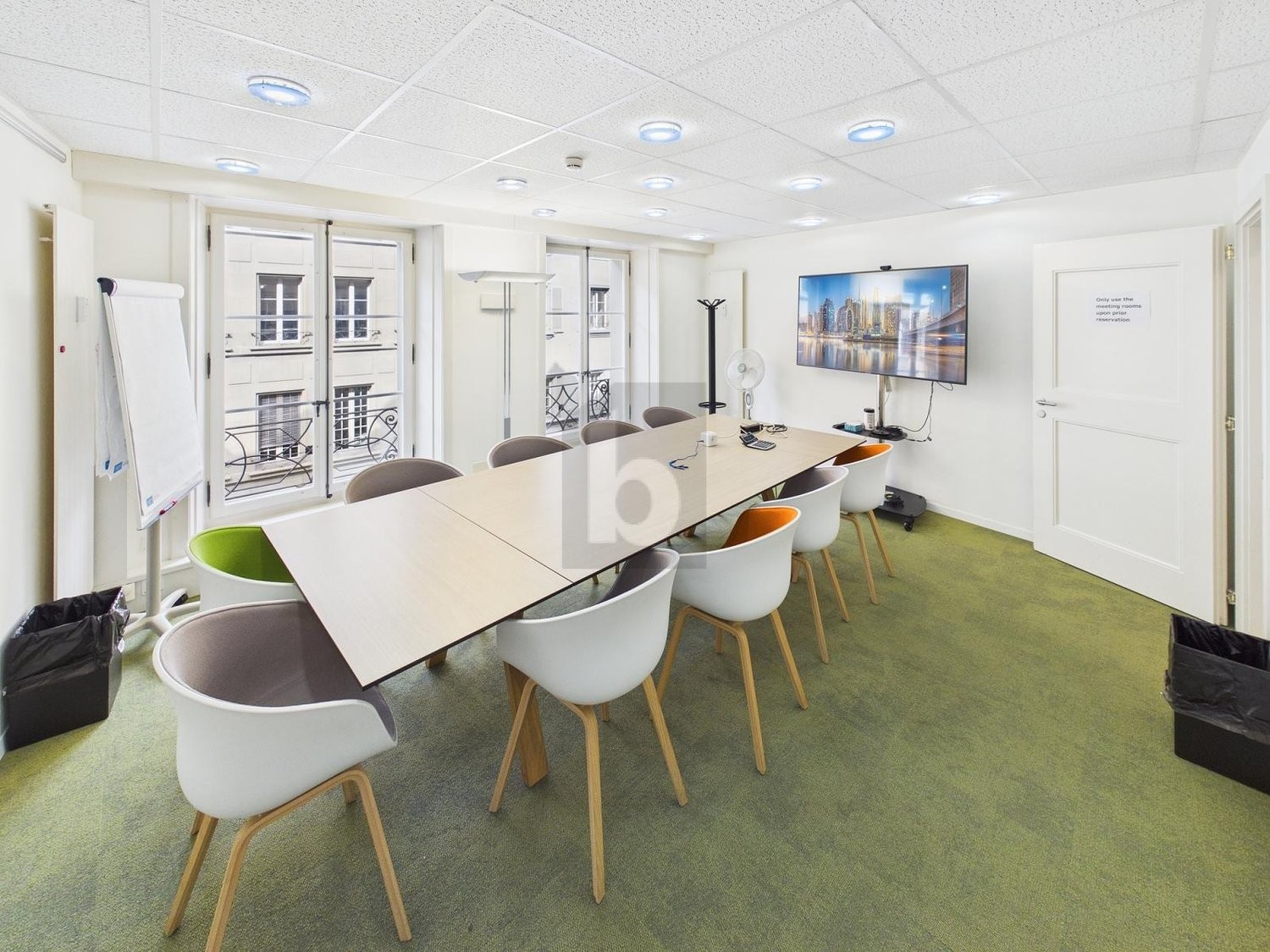 245m² bureau