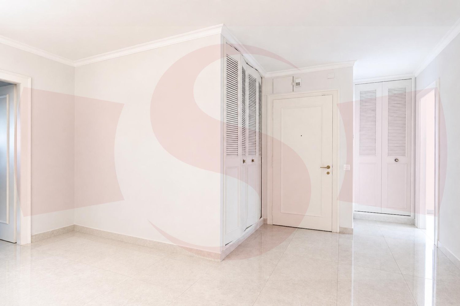 appartamento di 6 locali, foto 1 di 8