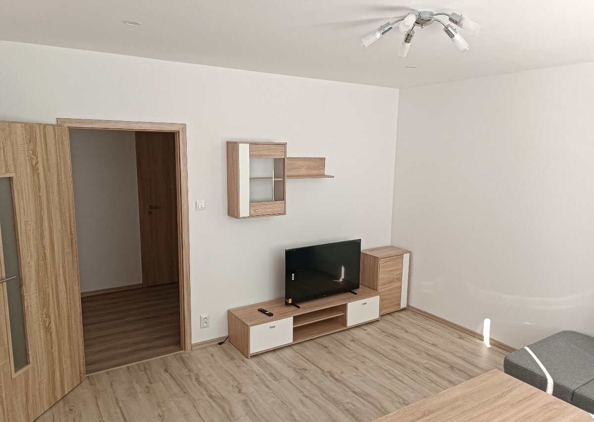Appartamento di 3 locali, foto 2 di 8