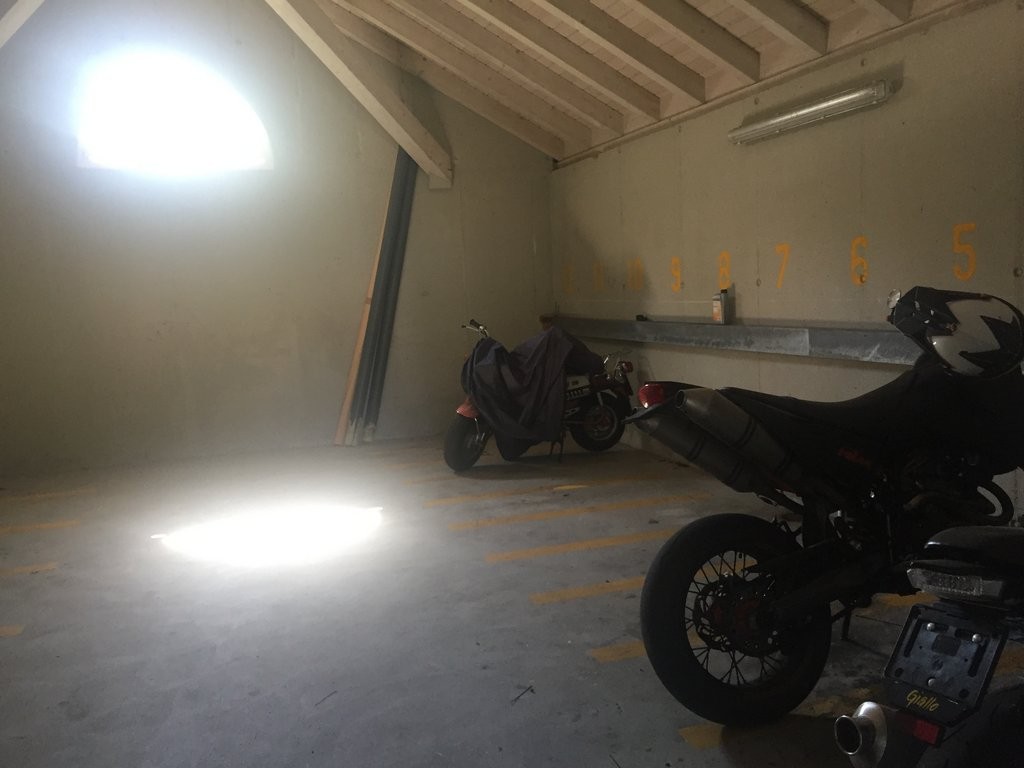Parcheggio coperto per biciclette, foto 3 di 4