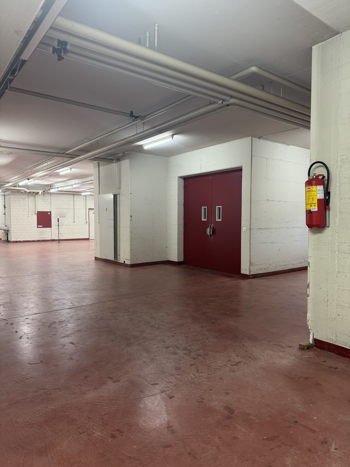 711m² di deposito