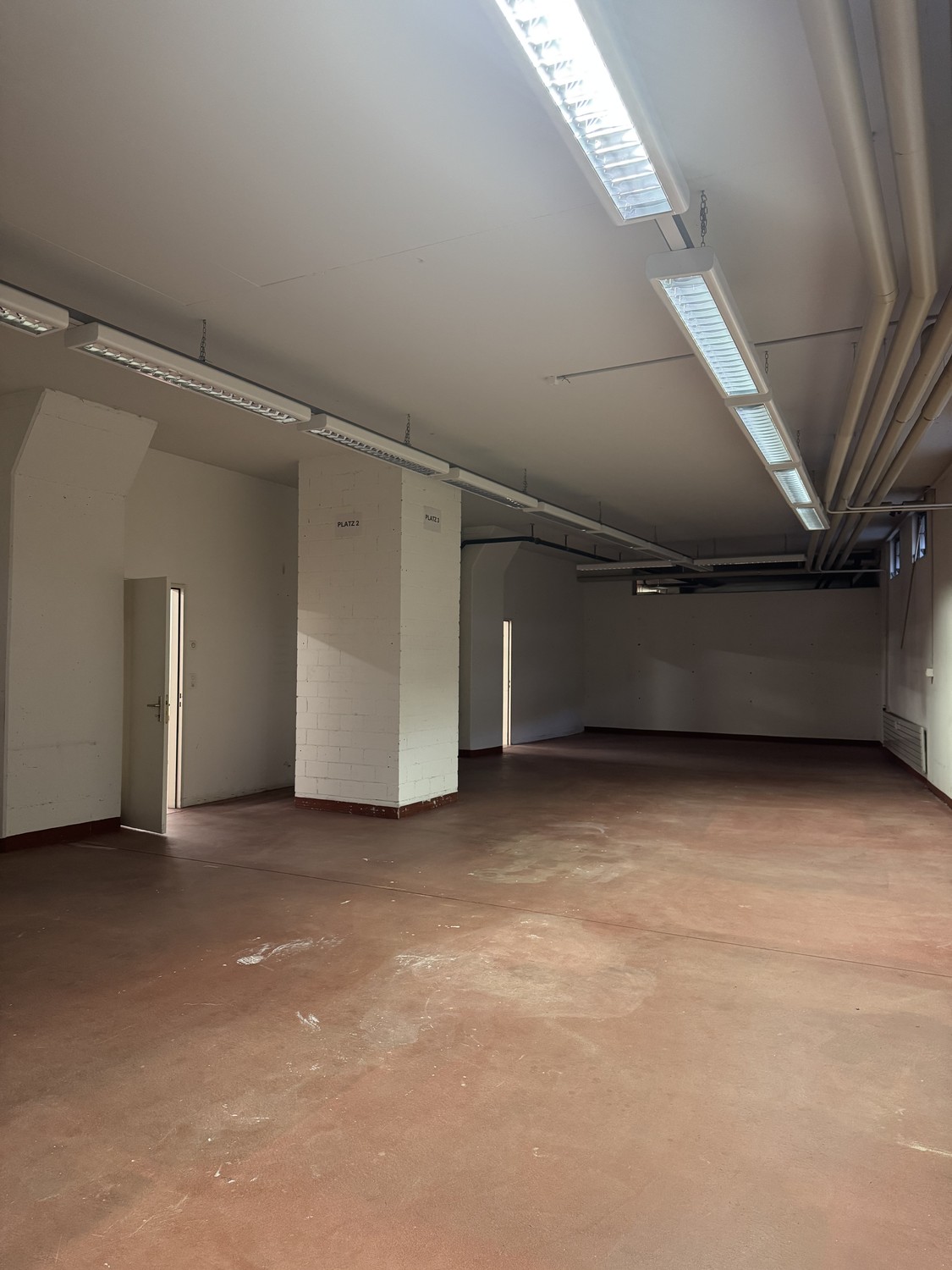 711m² di deposito