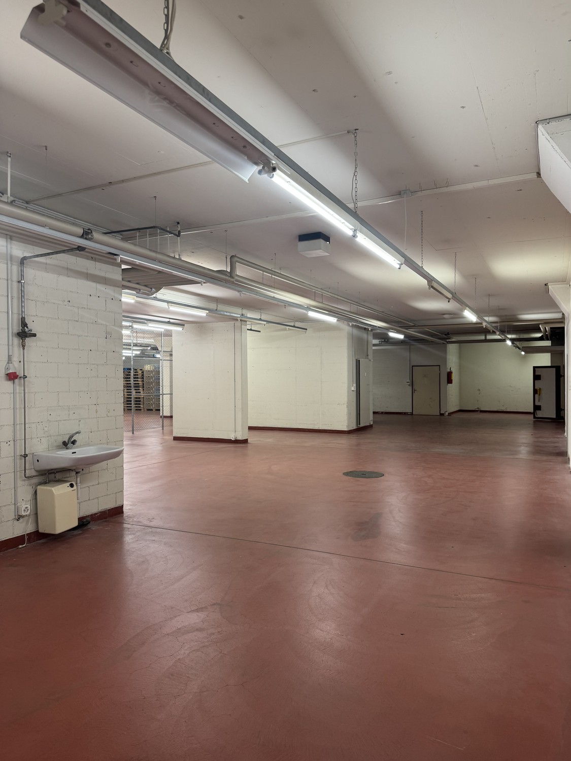 711m² di deposito
