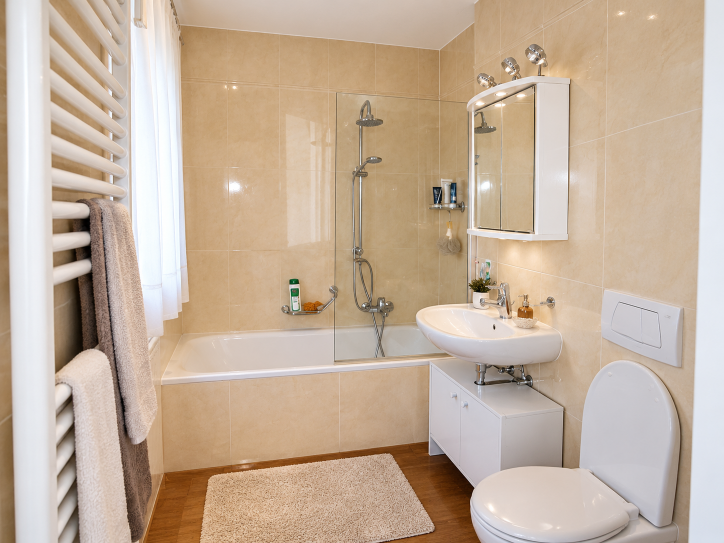 3 rooms terrace flat