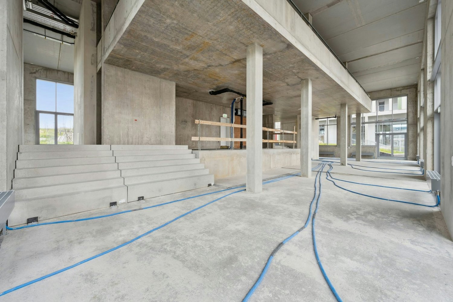 590m² commerciale