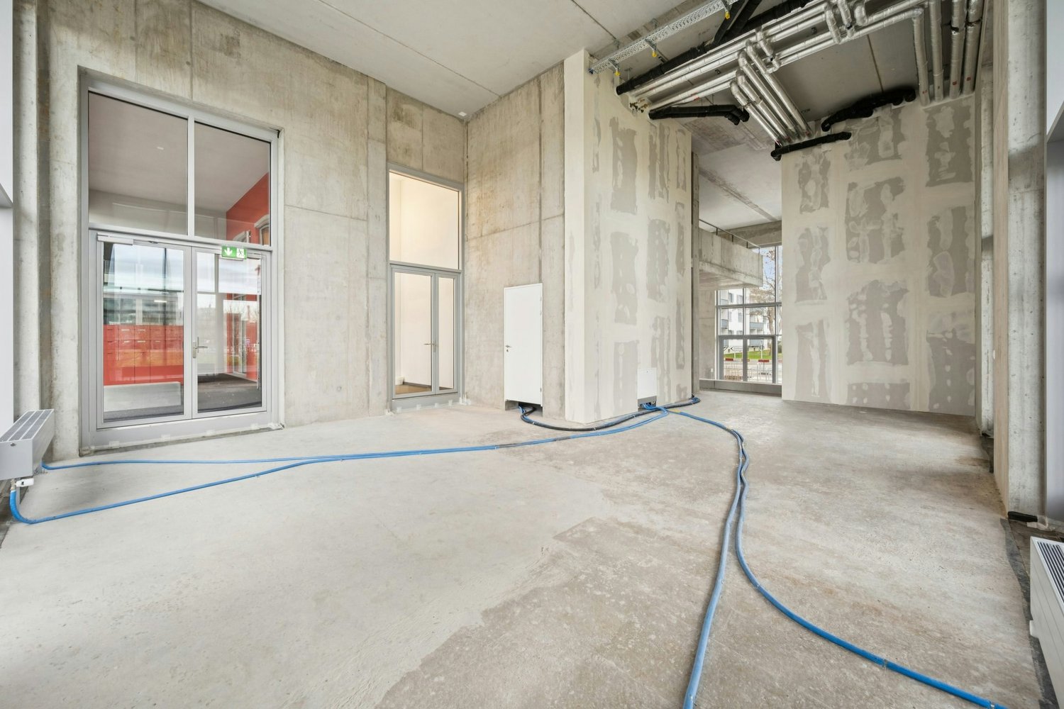 590m² commerciale