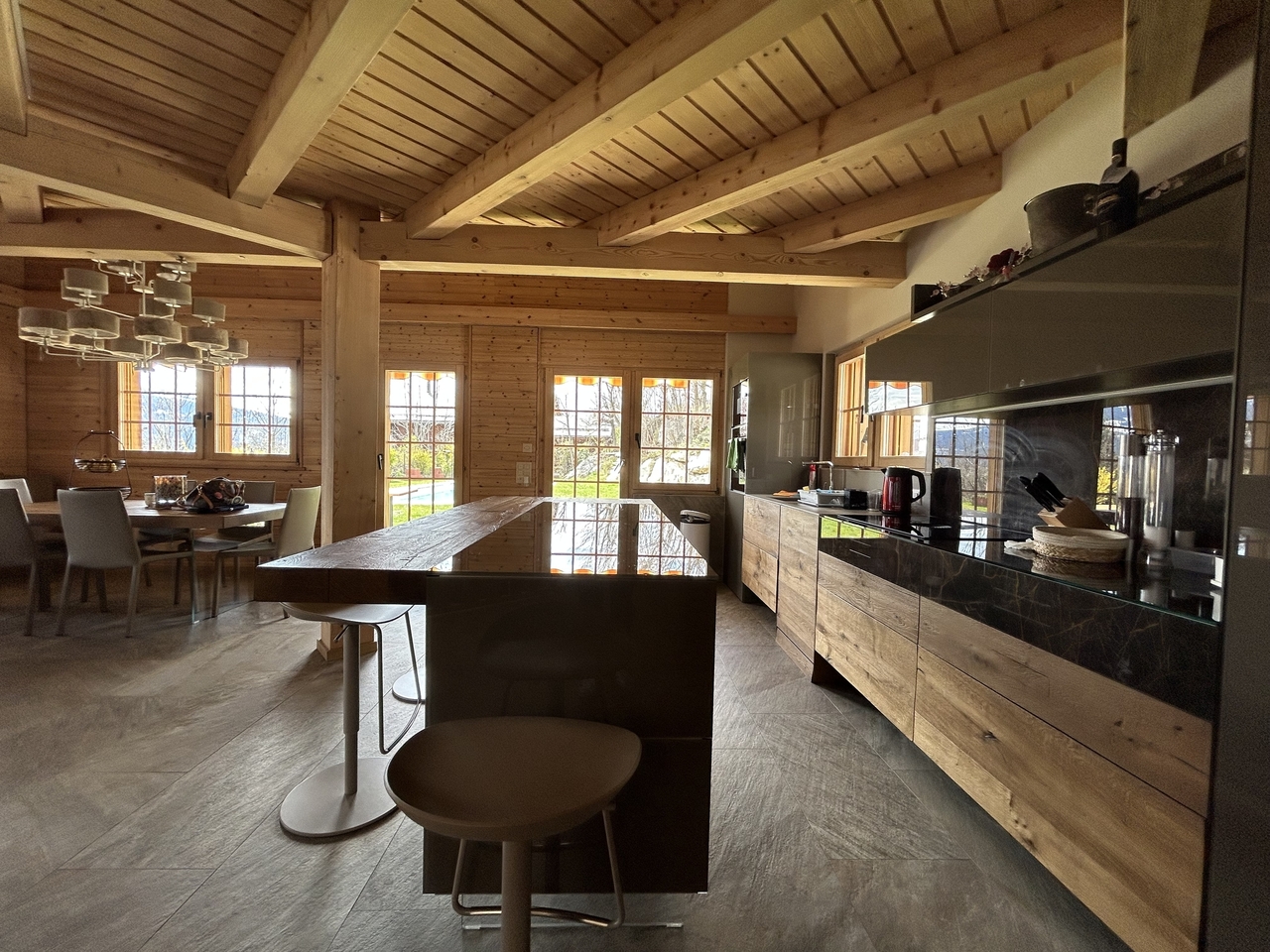 8 rooms chalet