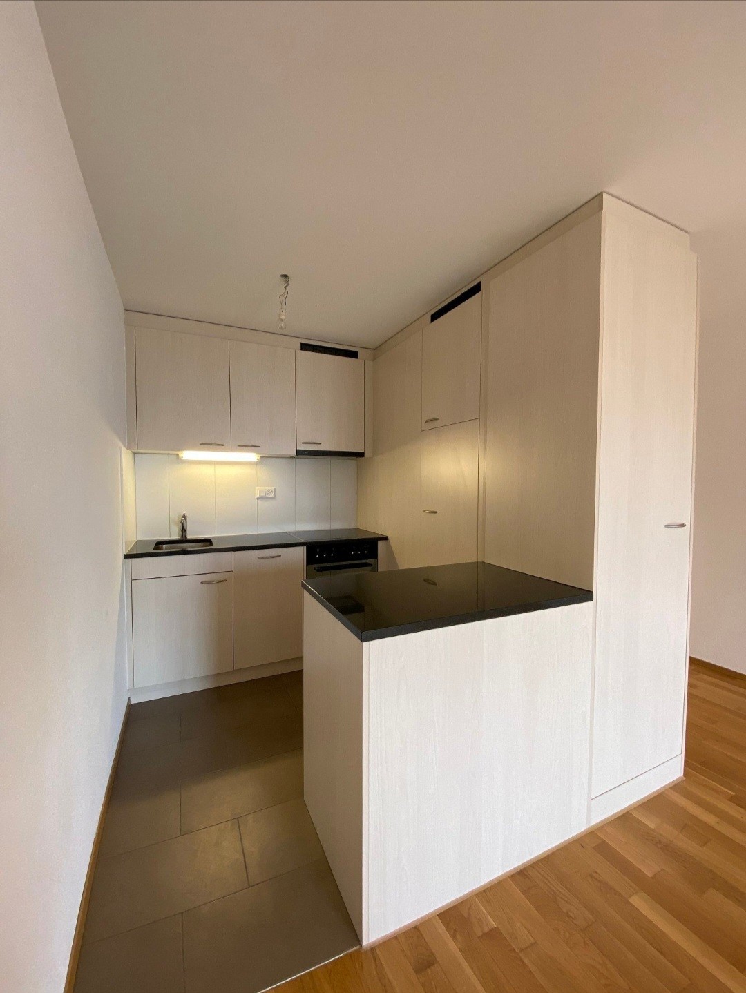 appartamento di 2 locali, foto 4 di 6