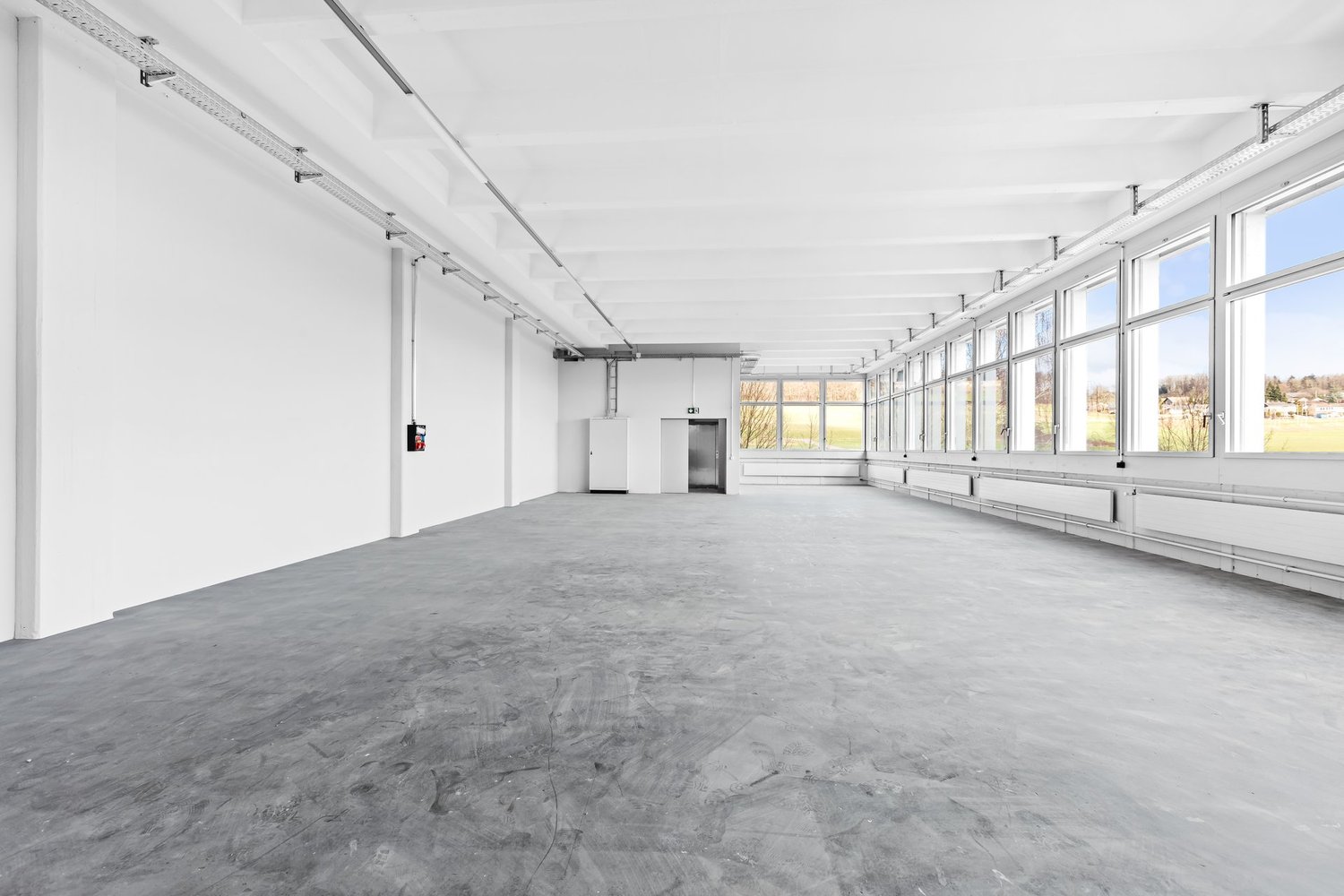 361m² industrial object