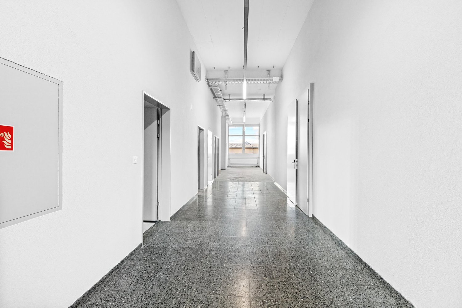 361m² industrial object