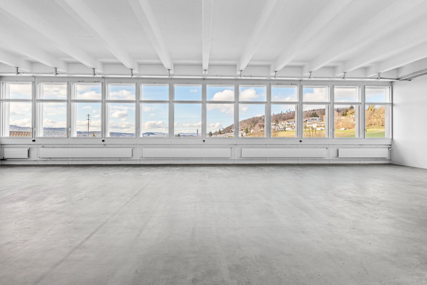 361m² industrial object