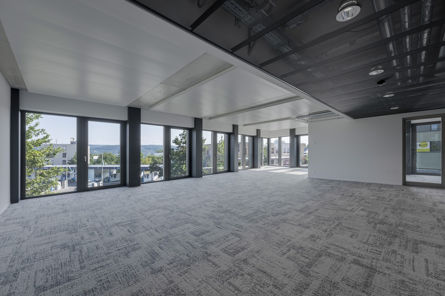 118m² commerciale