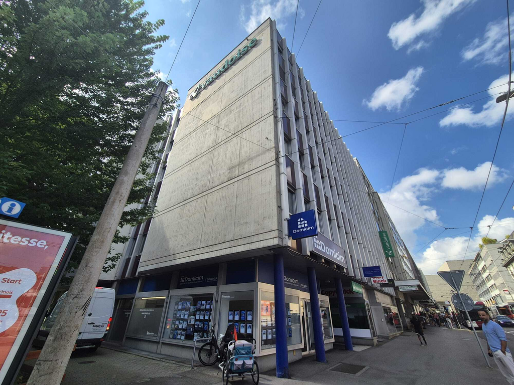 25m² department store