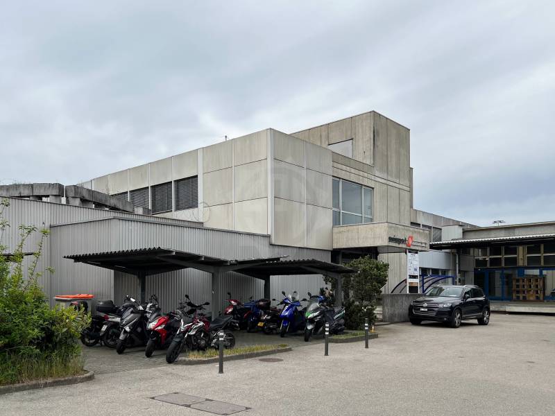 ufficio di 24m², foto 1 di 2
