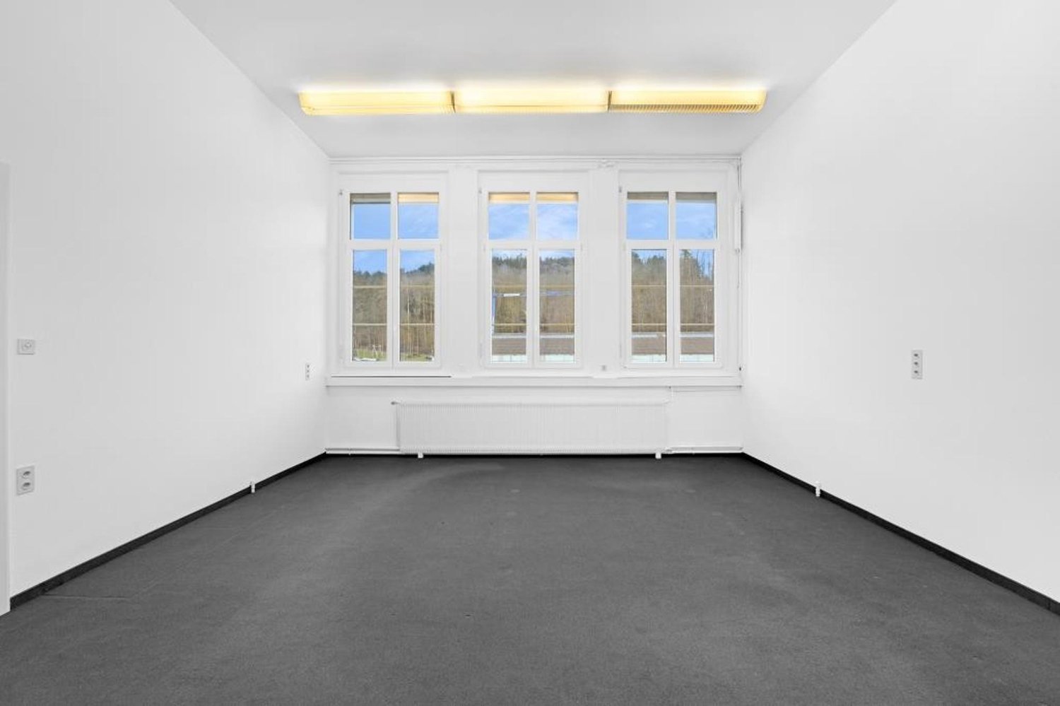30m² ufficio, foto 1 di 10