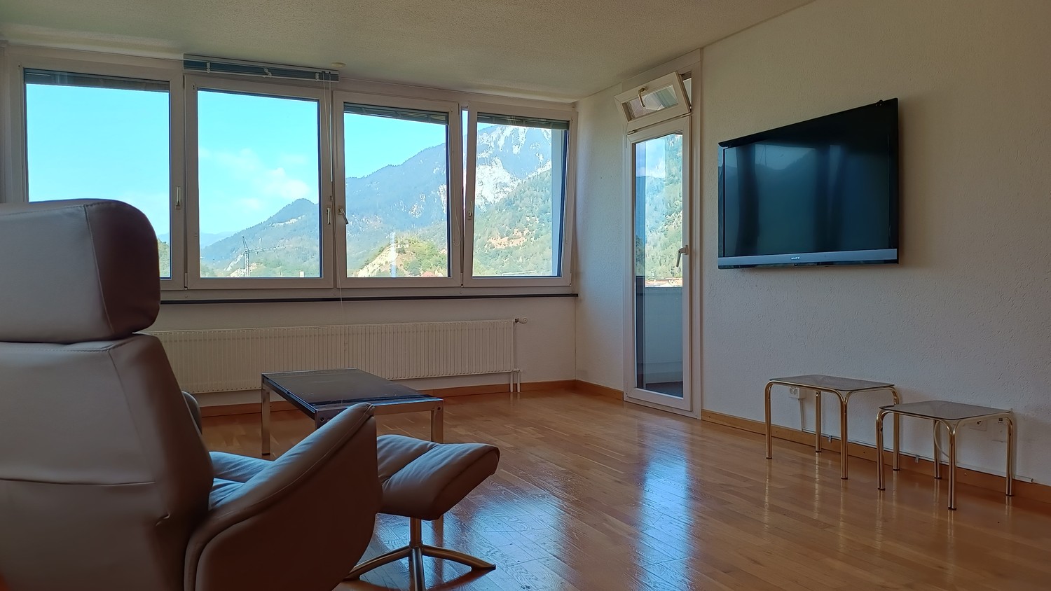 Appartamento di 2 ½ locali, foto 1 di 10