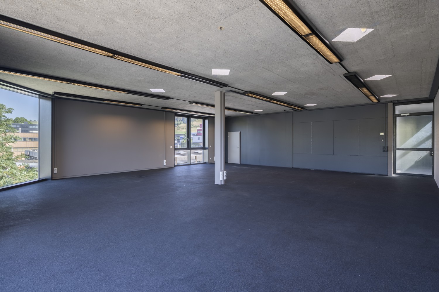 135m² ufficio, foto 3 di 5
