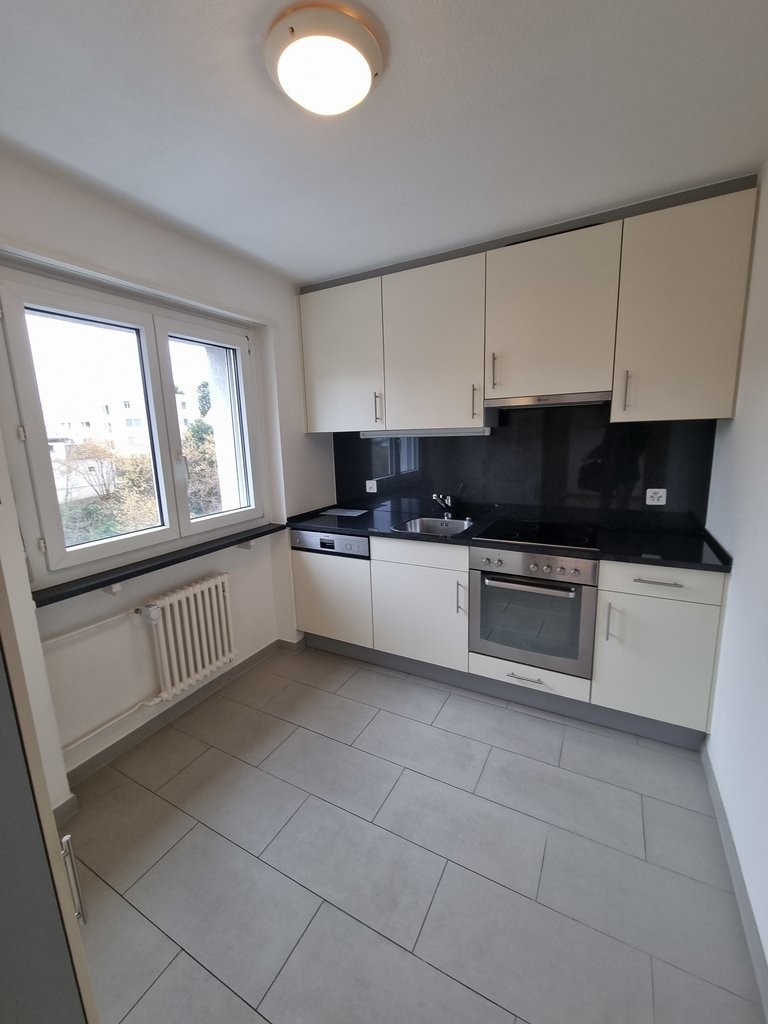 Appartamento di 5 locali, foto 3 di 9
